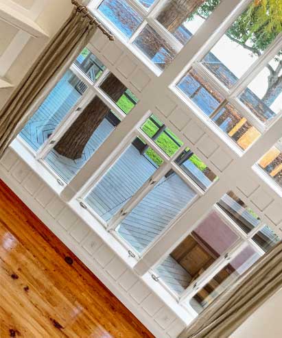 woodwork trim installation